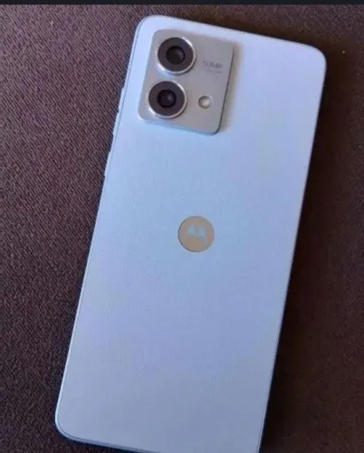 Moto g84 5g 256 gb impecável / Poco x4 pro 5g 128gb impecável.