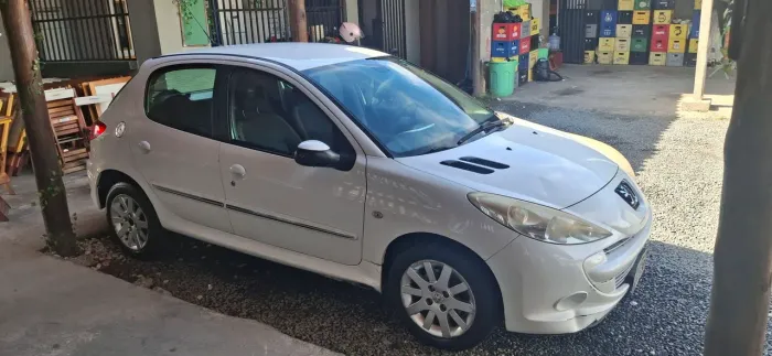 Peugeot 207 XS 1.6 Flex 16V 5P Aut. 2012