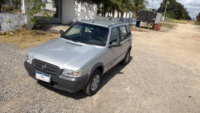 Fiat Uno Mille Celeb. WAY Econ. 1.0 F.flex 4P 2013