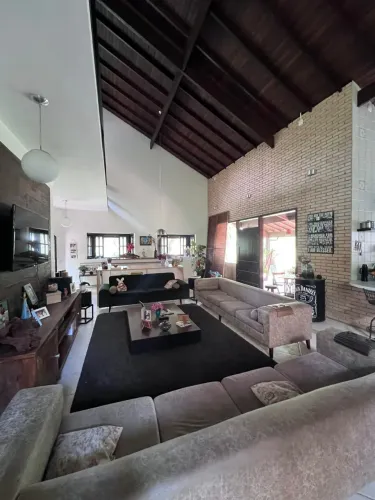 LINDA CASA CONDOMINIO SETE PRAIAS A VENDA OU TROCA POR APTO