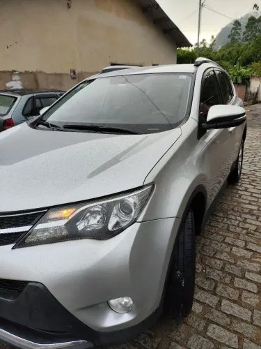 Toyota RAV4 2.0 4X4 16V Aut. 2014