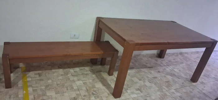 Mesa e Banco Madeira Maciça