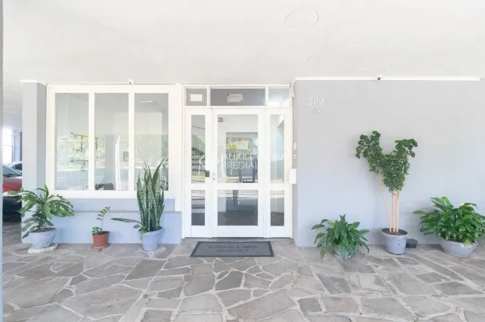 Apartamento 2 dormitórios, no bairro Partenon