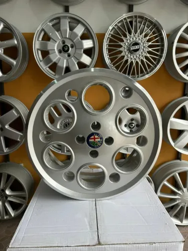 Roda Fiat Alfa Romeo Aro 17