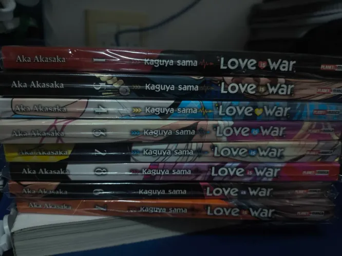 Coleção love is war 1 ao 8