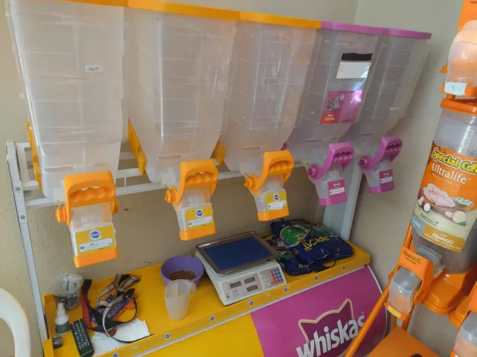 Expositor porta ração
