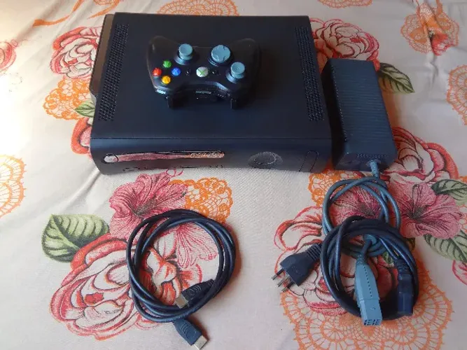 Xbox 360 Elite destravado rgh 3.0 hd 500 gb lotado de jogos