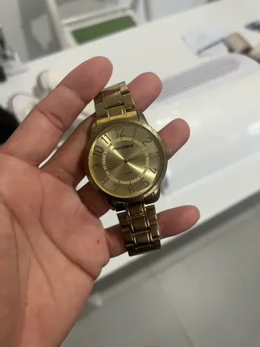 Relógio mondaine