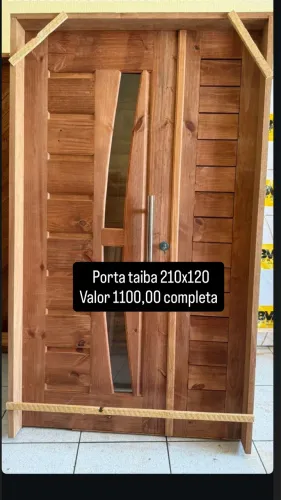 Portas e janelas de madeira 