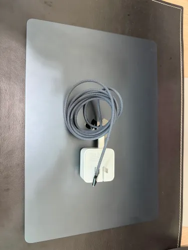 MacBook Air 15 M2 16gb 1tb