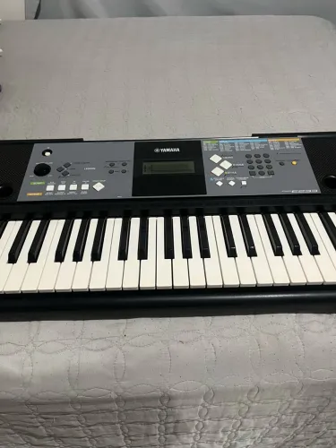 Teclado Yamaha