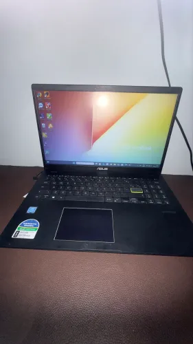 Notebook ASUS VivoBook E510MA 4GB 128GB Windows 11
