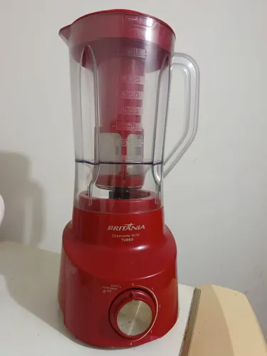 Liquidificador Britânia turbo 900w