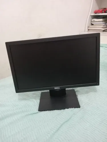 Monitor Dell 19,5 polegadas vem sem cabo VGA ou Display Port