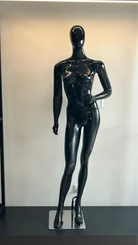 Manequim Feminino FIBRA
