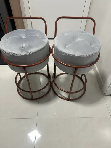 Kit 2 puffs banquetas luxo