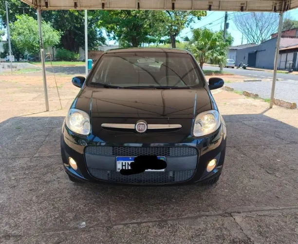 Fiat Palio Attractive 1.0 EVO Fire Flex 8V 5P 2013