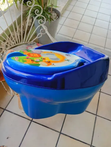 Troninho infantil menino