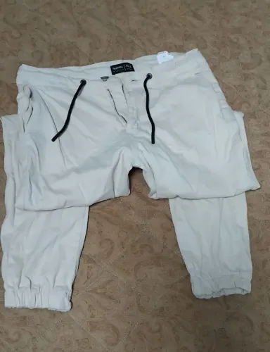 Calça infantil fuzarca tamanho 13/14 usada 1 vez