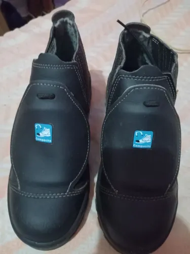 Bota/ tamanho 36