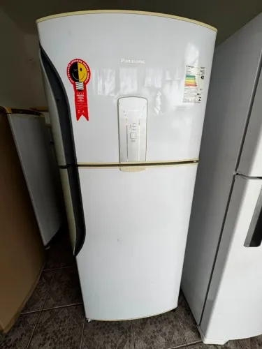 geladeira espaçosa frost free com garantia 