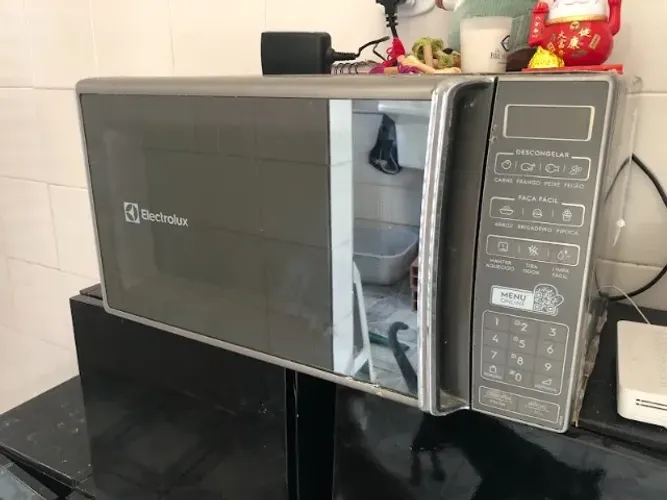 Micro-ondas Electrolux Funcionando - USADO