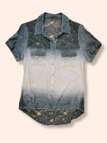 Camisa de Renda Degradê Manga Curta M