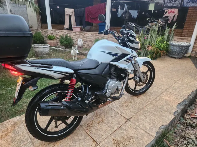 Fazer 150 toda original, pneus novos relacao nova, óleo e filtro trocados.
