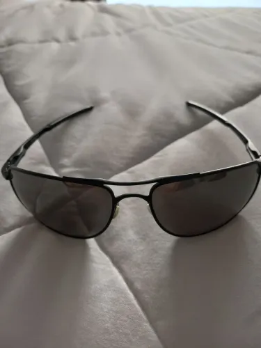 Vendo lindo óculos da Oakley Gauge 8