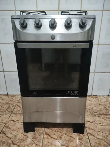Fogão 4 Bocas (Funcionando) - Ideal para conserto ou uso com acendedor