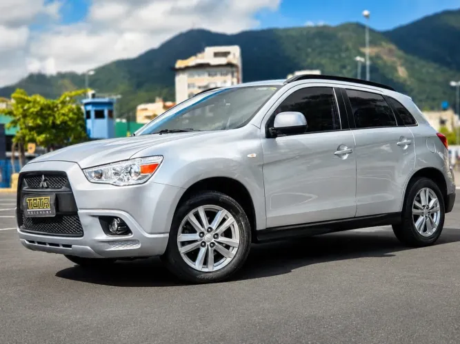 Mitsubishi ASX 2.0 16V 160cv Aut. 2012