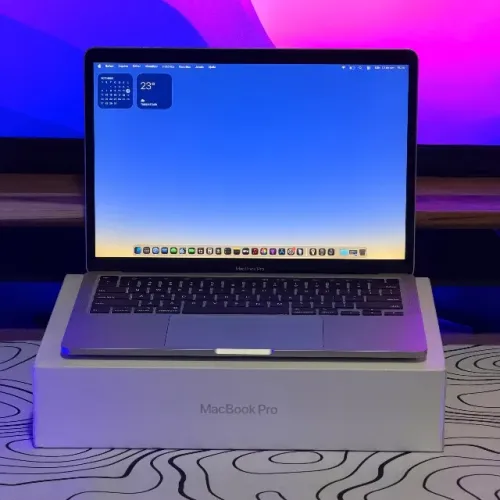 MacBook Pro TouchBar | Intel Core i5 | 16GB RAM | 512GB SSD | 13pol (Venda ou Troca)