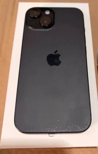 iPhone 15 128GB seminovo