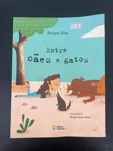 Livro: Entre Cães e Gatos.
