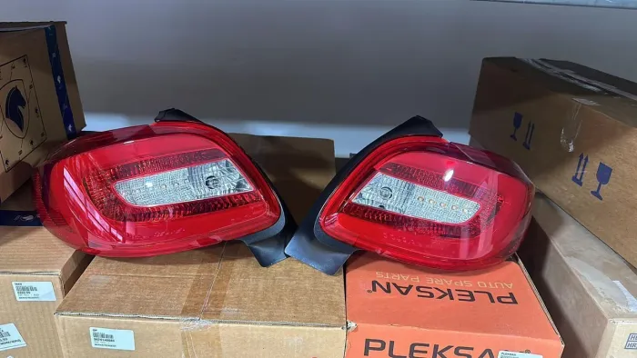 Lanternas importados peugeot 206