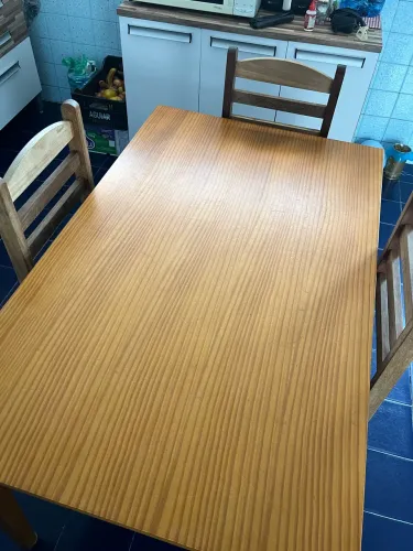 Mesa de cozinha-jantar, de 4 a 6 lugares 