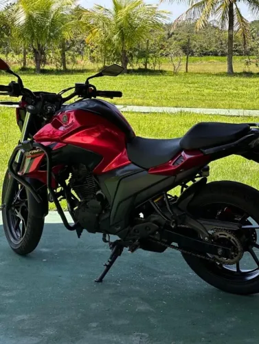 Fazer Fz 25
