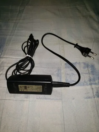 Carregador celular antigo Ericsson