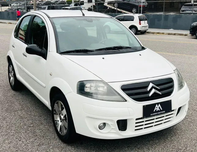 Citroen C3 Exclusive 1.4 Flex 8V 5P 2012