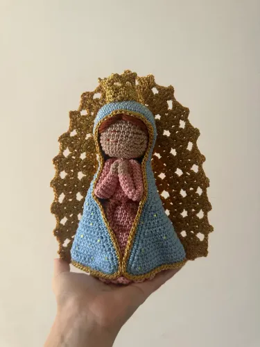 Nosa Senhora de Guadalupe em Crochê Amigurumi