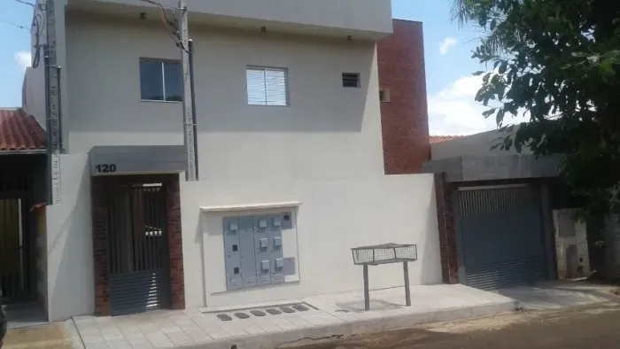 Apartamento 2 Quartos, BWC, Salas Esta e Jantar, Área Serviço e Garagem a 800 m UFTPr