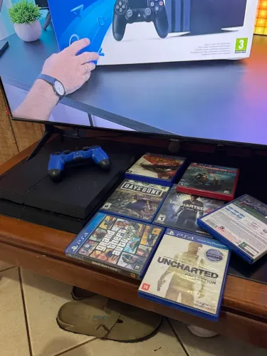 1 ps4 com controle e 7 jogos