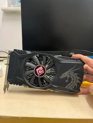 RX 560 4gb power color