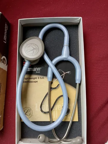 Estetoscópio Littman Lightweight II ( Nunca usado em estado perfeito)