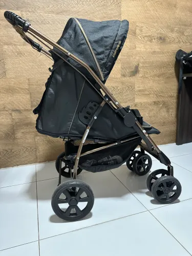 Carrinho de bebê galzerano