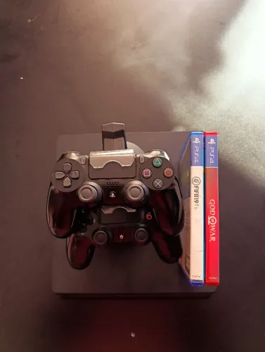 PS4 SLIM (1Tb).