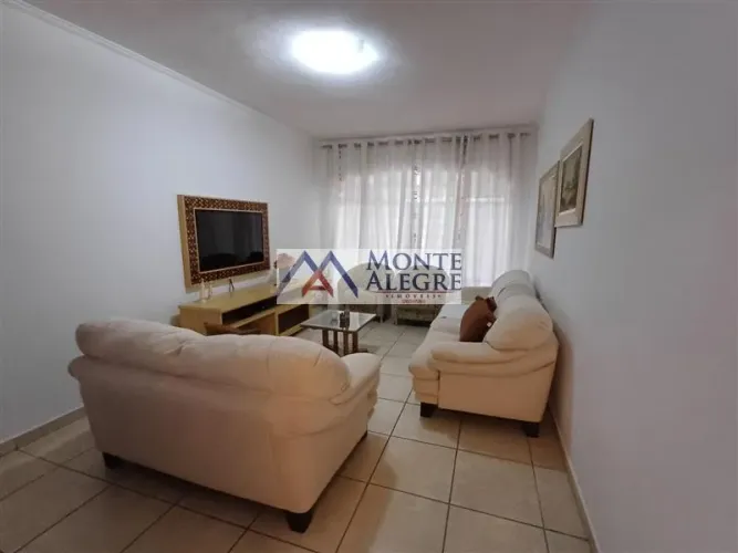 Sobrado à venda no Jardim Cupecê com 3 dormitórios e área de 137 m² disponível.