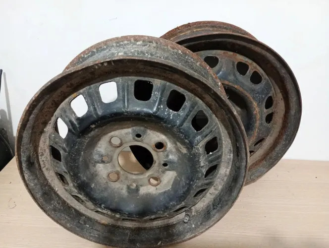 Rodas de ferro do gol bola