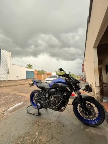 MT 07, moto para pessoas exigentes.