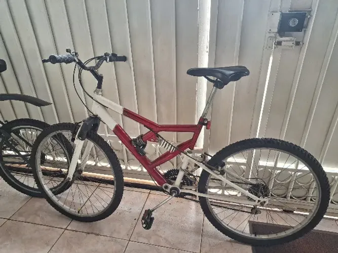 2 BICICLETAS